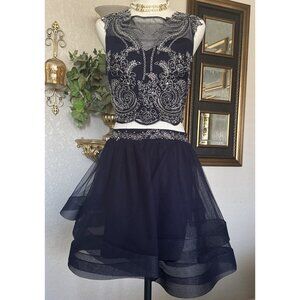 Junior A-Line Skirt Top 2 Piece Dress Set Size 7 Navy Blue Metallic Embroidered